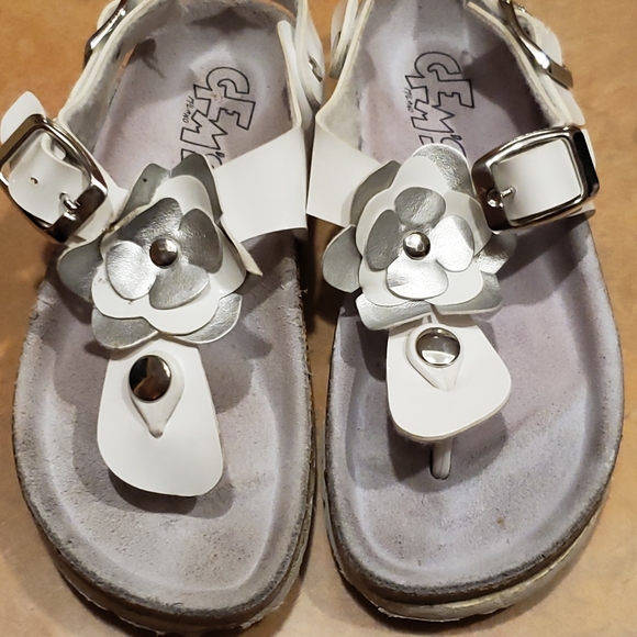 Gems white sandal - Picture 2 of 4
